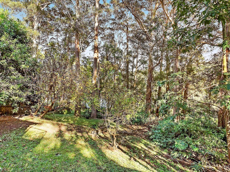 96 Lake Shore Drive, North Avoca NSW 2260