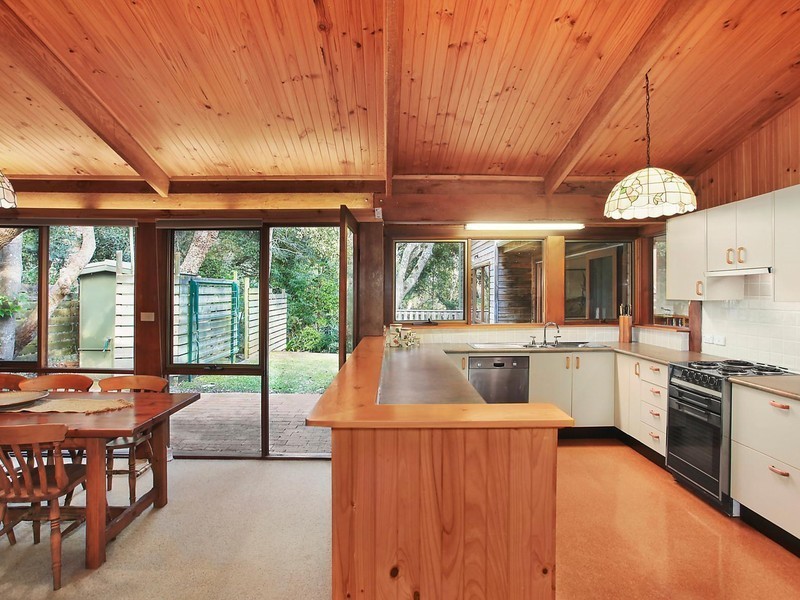 30 Three Points Avenue, Macmasters Beach NSW 2251