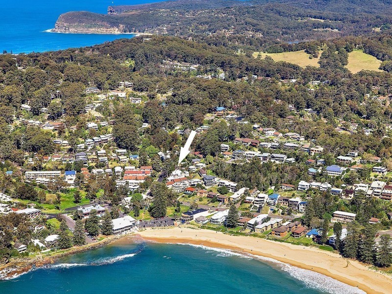 84 Avoca Drive, Avoca Beach NSW 2251