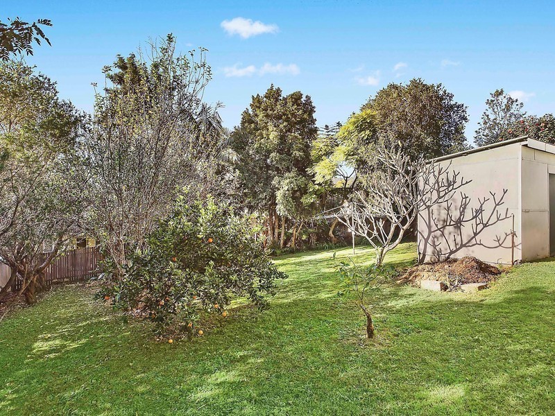 221 Gertrude Street, North Gosford NSW 2250