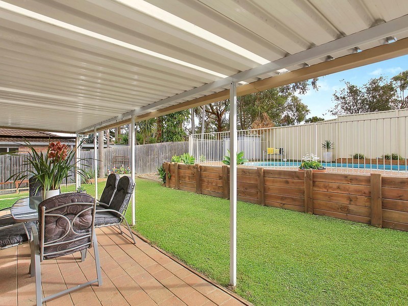 8 Walch Avenue, Bateau Bay NSW 2261