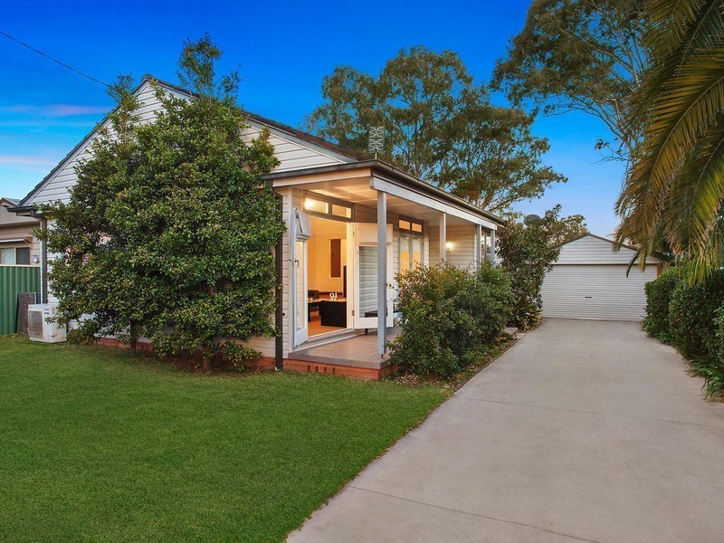 34 Yackerboom Avenue, Buff Point NSW 2262