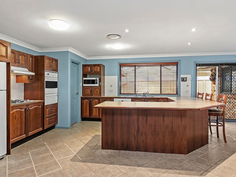 28 MacDougall Crescent, Hamlyn Terrace NSW 2259