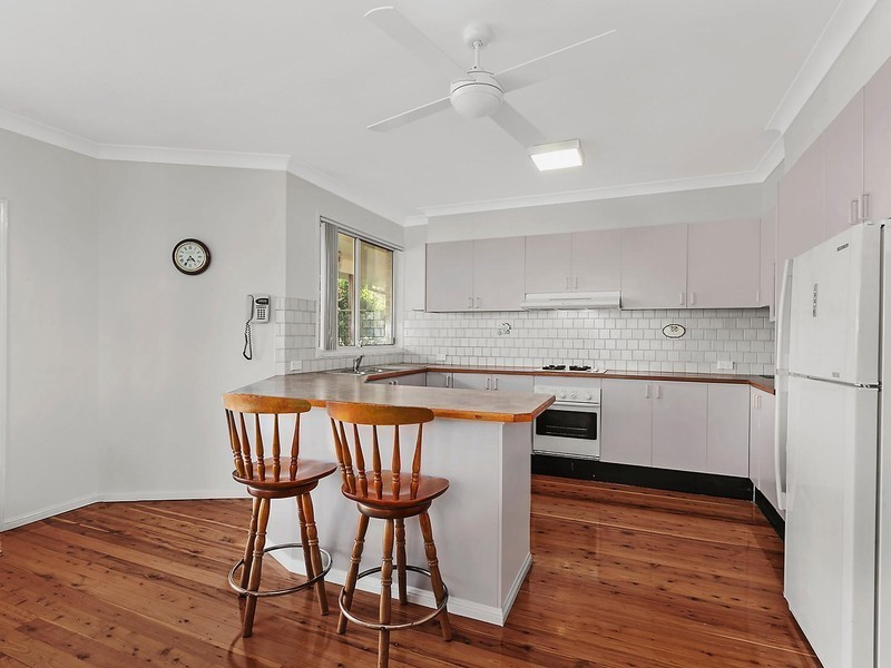 20 Twin Lakes Drive, Lake Haven NSW 2263