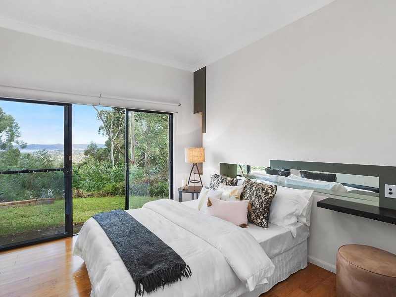 63 Meadow Road, Springfield NSW 2250