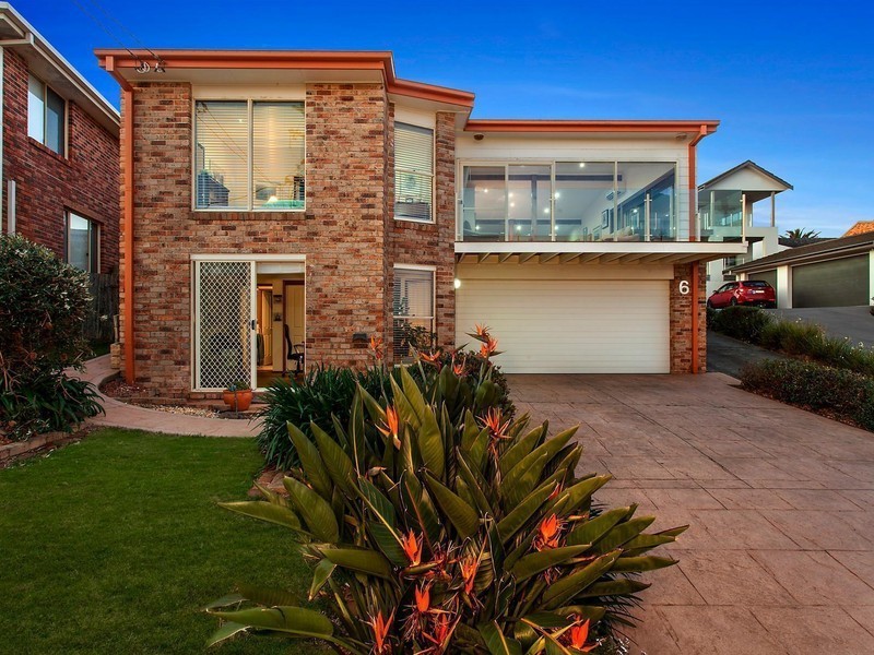 6 North Scenic Road, Forresters Beach NSW 2260