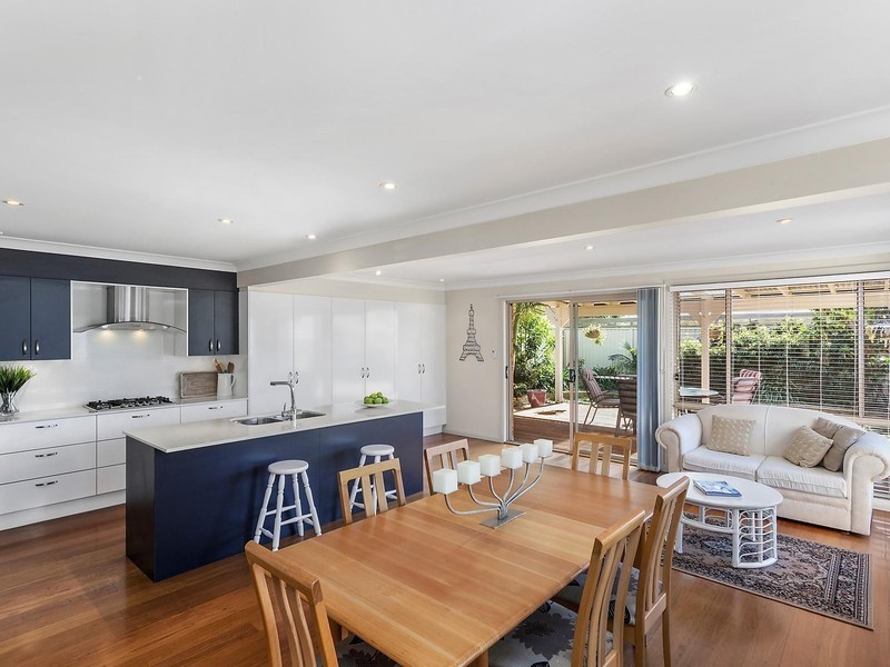 14 Blue Crane Close, Tumbi Umbi NSW 2261