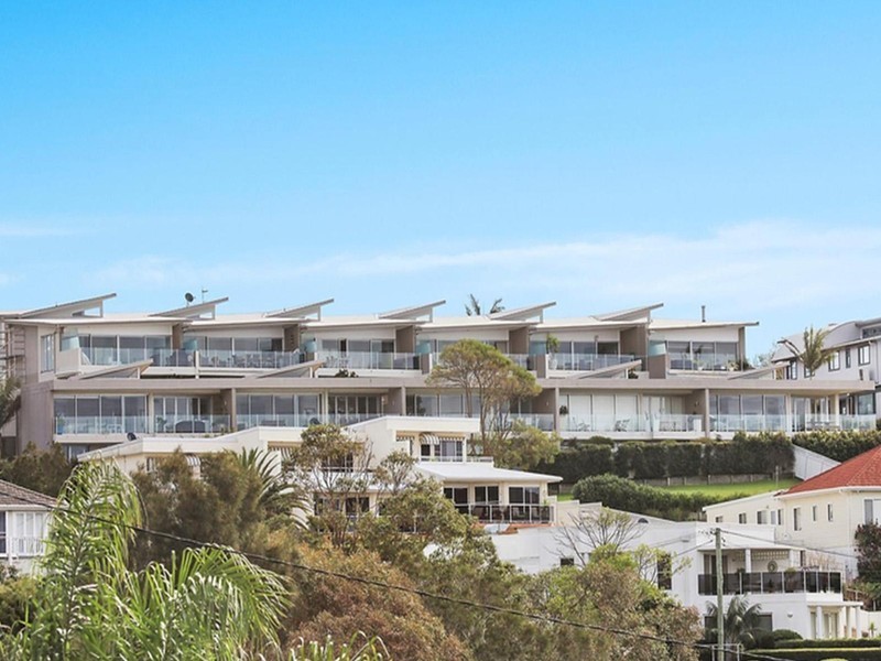 8/22 Barnhill Road, Terrigal NSW 2260