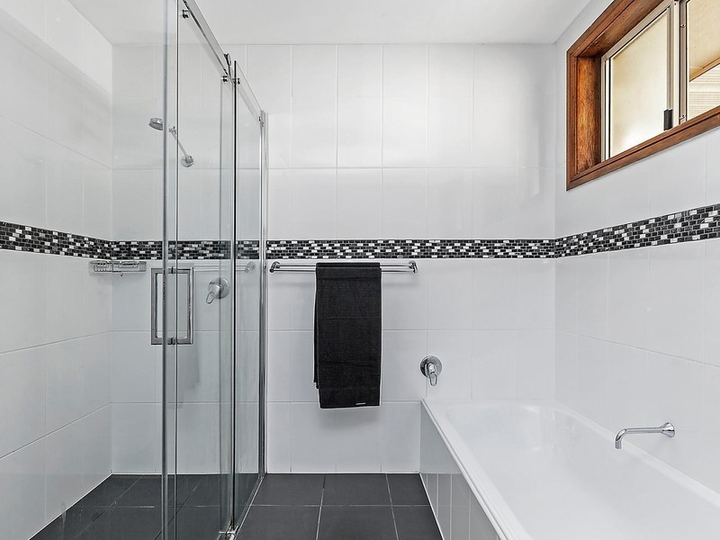 6 Gosford Road, Wyee NSW 2259