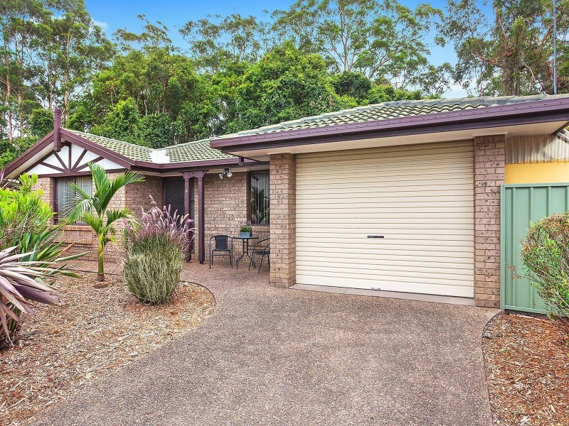 8 Kareel Close, Erina NSW 2250