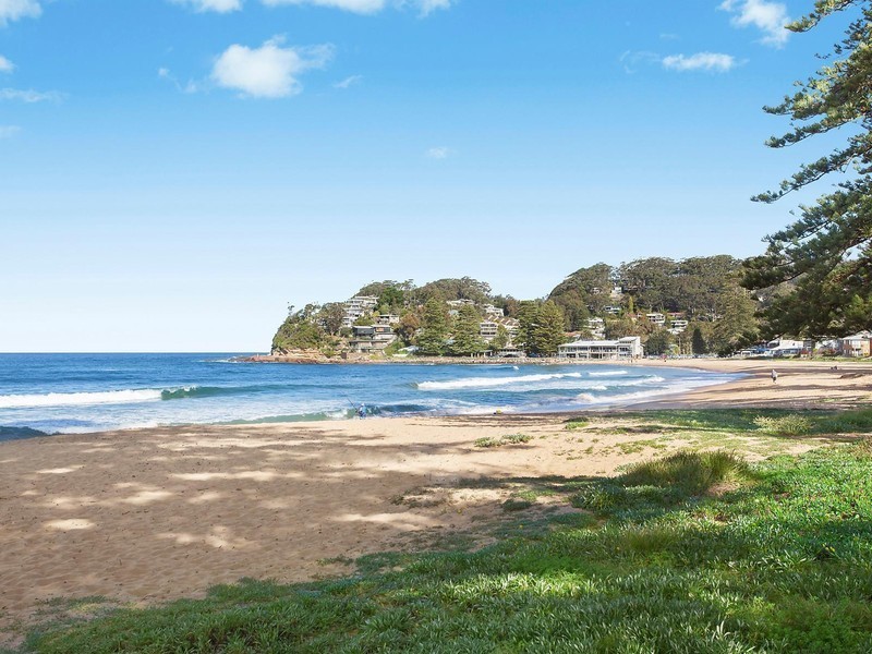 141 Avoca Drive, Avoca Beach NSW 2251