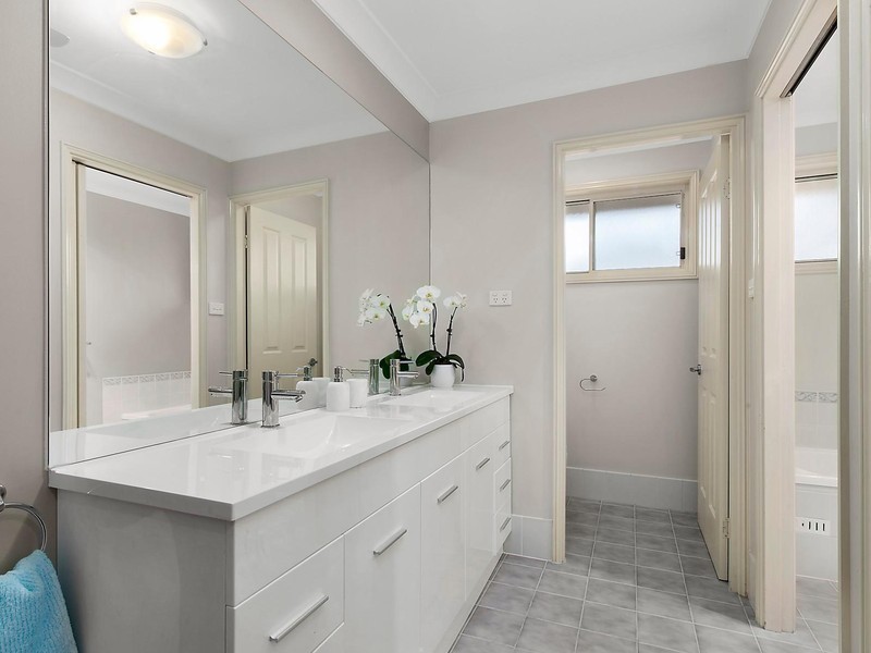 8 Panarea Close, Tumbi Umbi NSW 2261