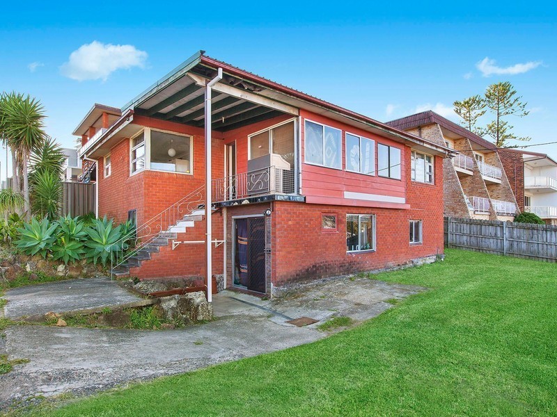 100 Ocean View Drive, Wamberal NSW 2260