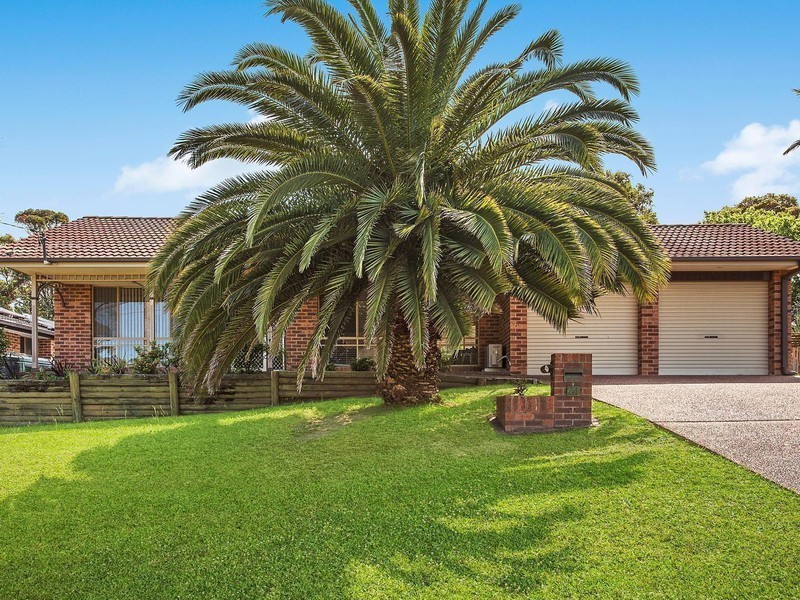 24 Melville Street, Kincumber NSW 2251