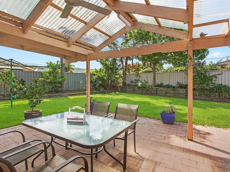 24 Melville Street, Kincumber NSW 2251