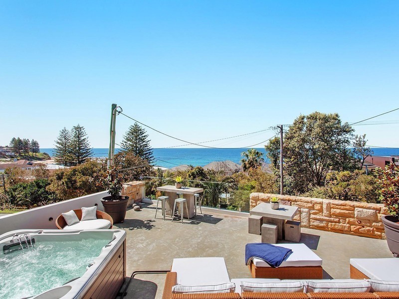 43 Werrina Parade, Blue Bay NSW 2261