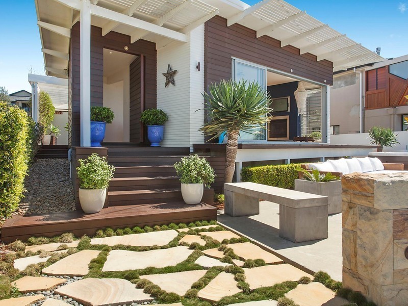 43 Werrina Parade, Blue Bay NSW 2261