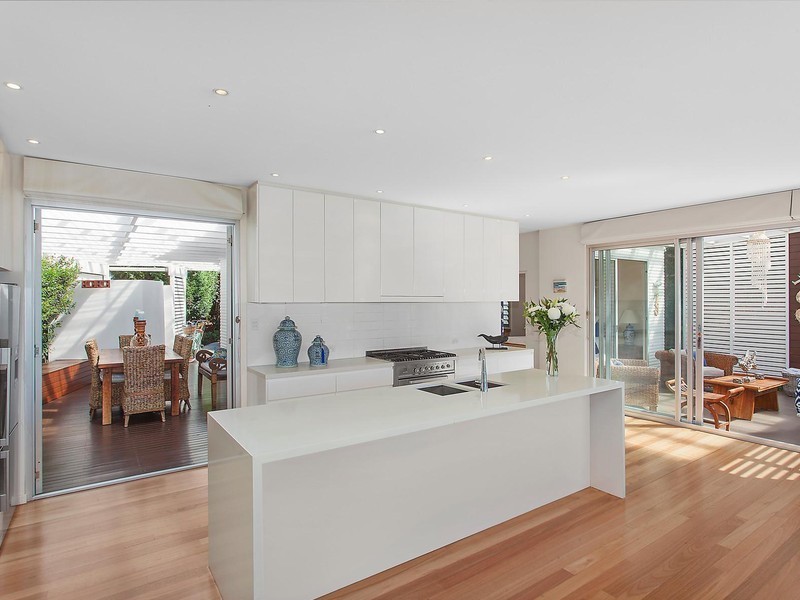 43 Werrina Parade, Blue Bay NSW 2261