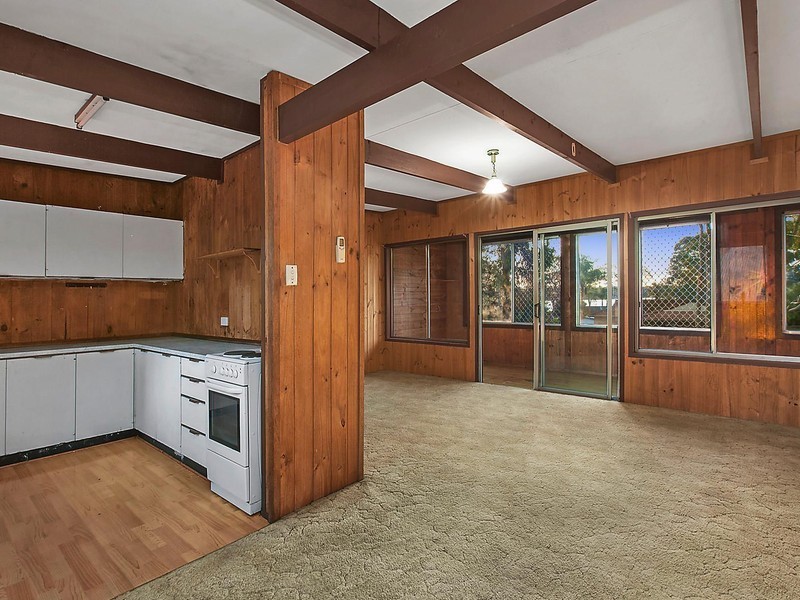 5 houston Avenue, Chain Valley Bay NSW 2259