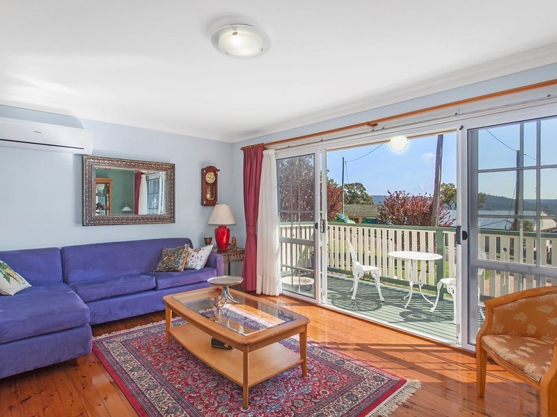 14 Penang Street, Point Clare NSW 2250