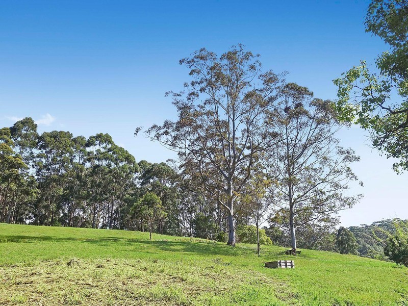 10 HILLSIDE Road, Avoca Beach NSW 2251