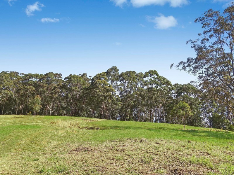 10 HILLSIDE Road, Avoca Beach NSW 2251