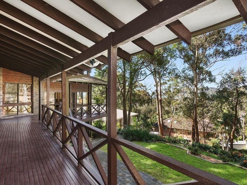 80 Bradleys Road, North Avoca NSW 2260