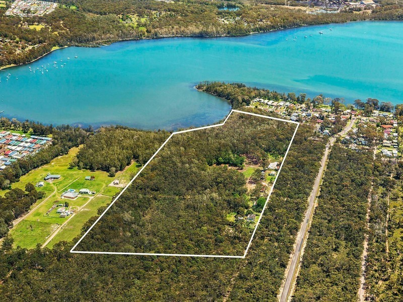 21 Houston Avenue, Chain Valley Bay NSW 2259