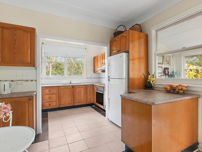 21 Houston Avenue, Chain Valley Bay NSW 2259