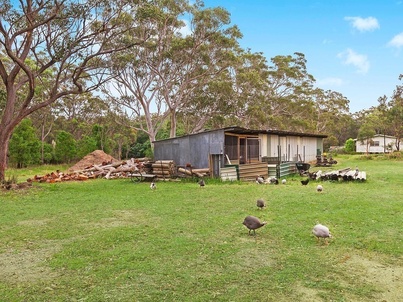 21 Houston Avenue, Chain Valley Bay NSW 2259