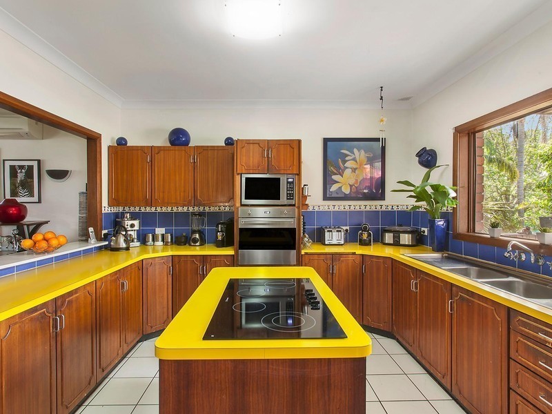 3 Erin Avenue, Berkeley Vale NSW 2261