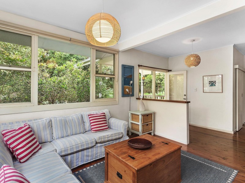 8 Tungarra Parade, Macmasters Beach NSW 2251