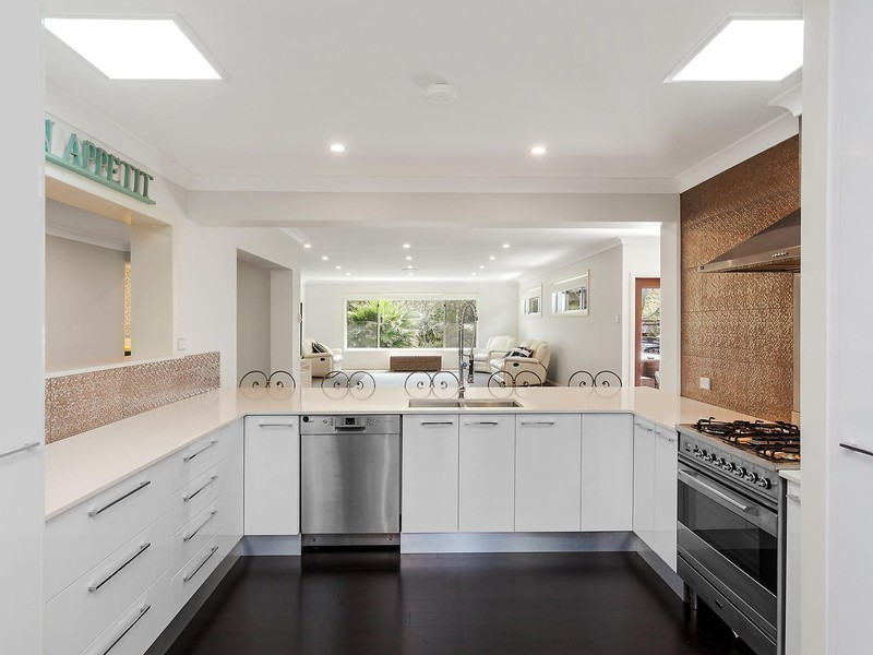 7 Somerset Close, Wamberal NSW 2260