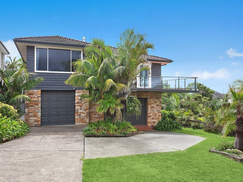 13 Henrys Road, Forresters Beach NSW 2260