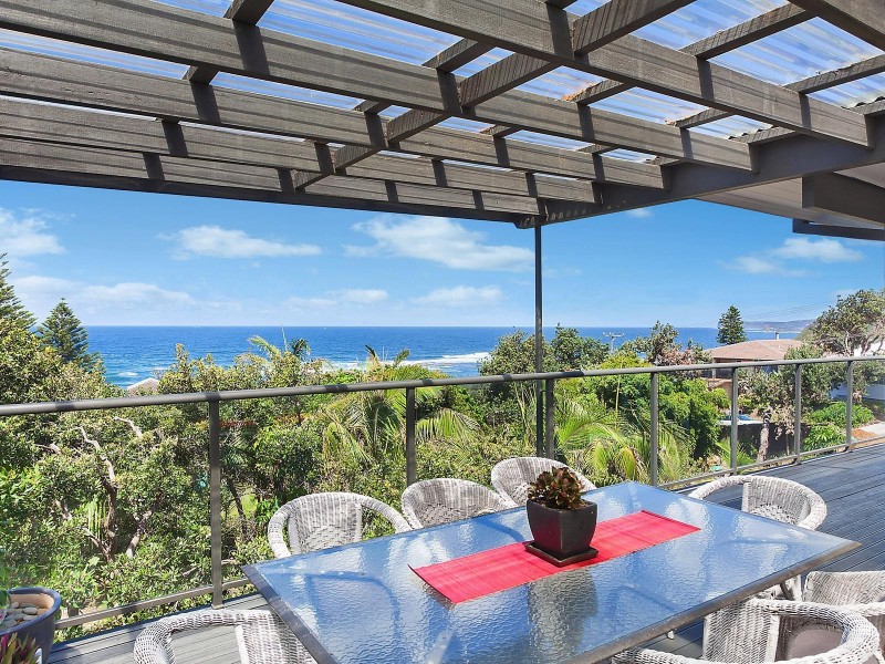 13 Henrys Road, Forresters Beach NSW 2260