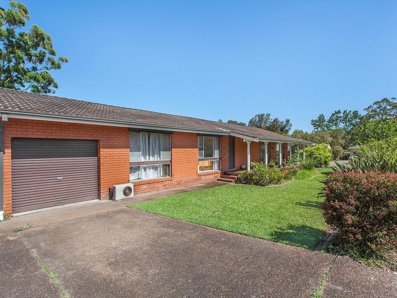 1 Pembrook Road, Wamberal NSW 2260