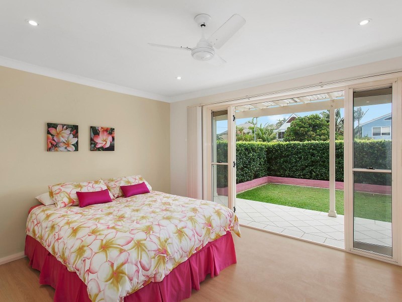 11 North Avoca Parade, North Avoca NSW 2260