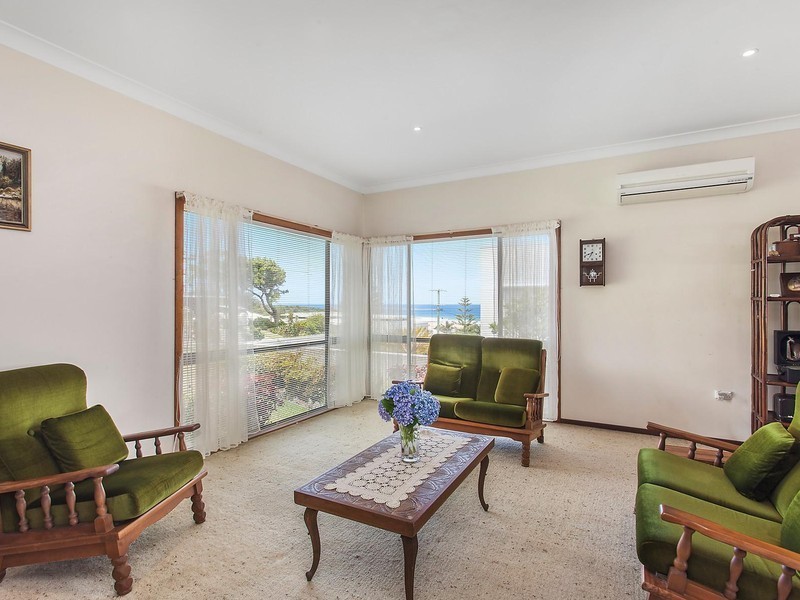 20 Dover Road, Wamberal NSW 2260
