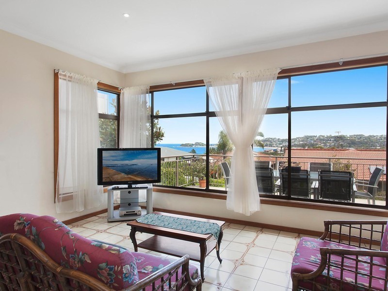 20 Dover Road, Wamberal NSW 2260