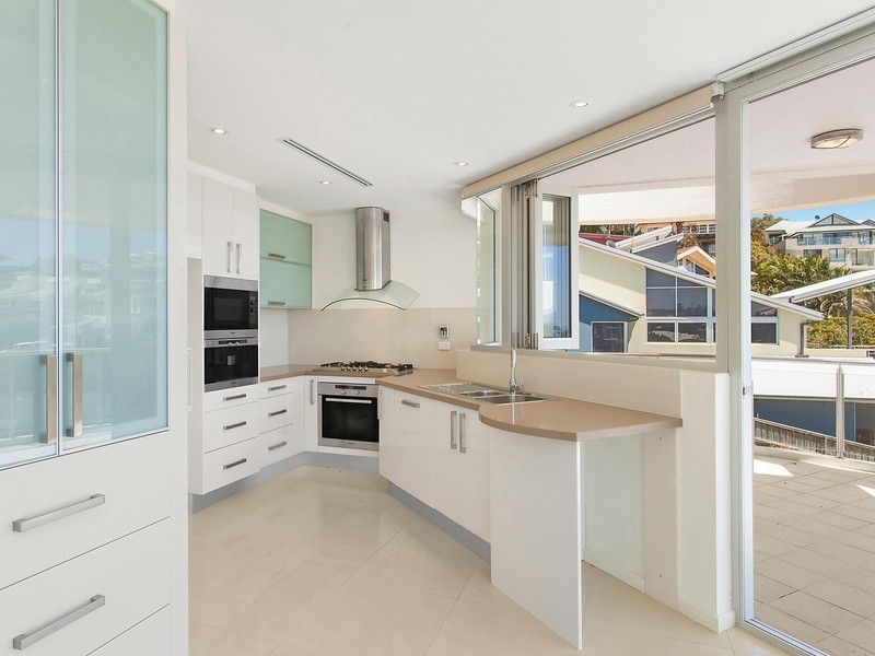 2/49 Painters Lane, Terrigal NSW 2260