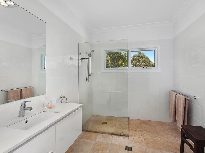 109 Beachview Esplanade, Macmasters Beach NSW 2251