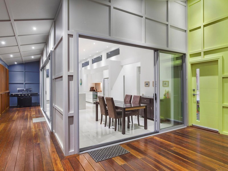 6 Erin Avenue, Berkeley Vale NSW 2261