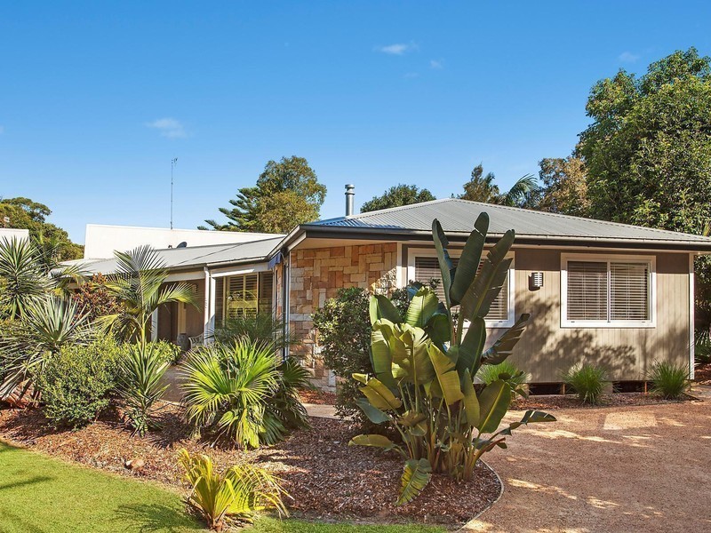 32 Lakeside Drive, Macmasters Beach NSW 2251