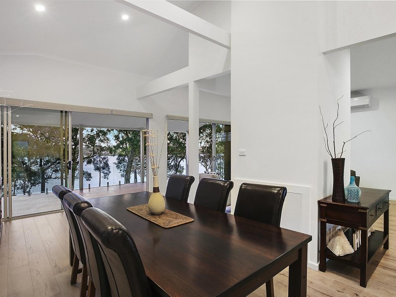 2 Bulgonia Road, Brightwaters NSW 2264