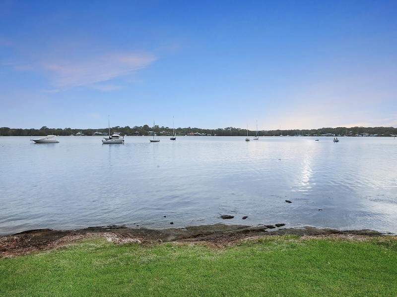 2 Bulgonia Road, Brightwaters NSW 2264