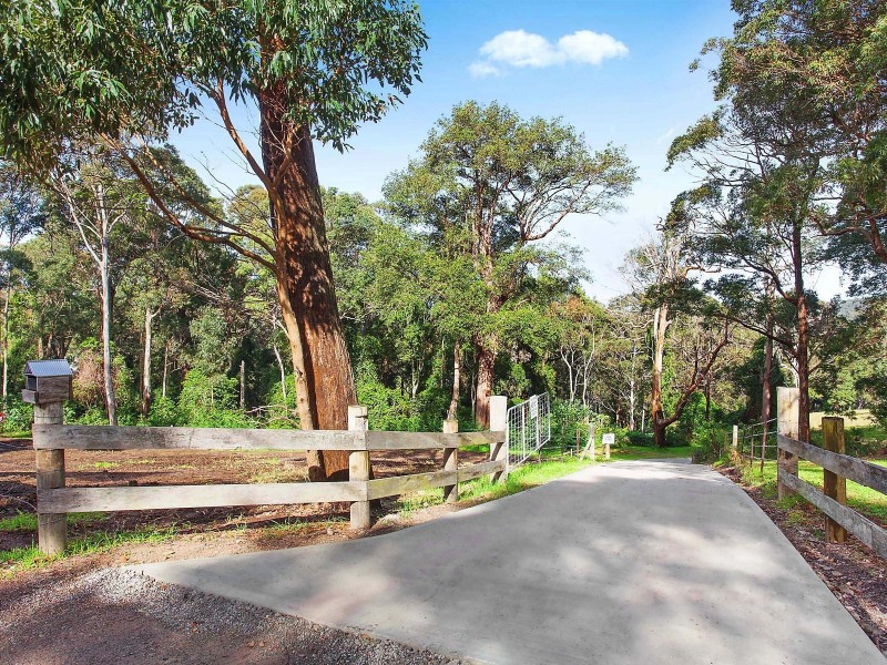 360 Cullens Road, Kincumber NSW 2251