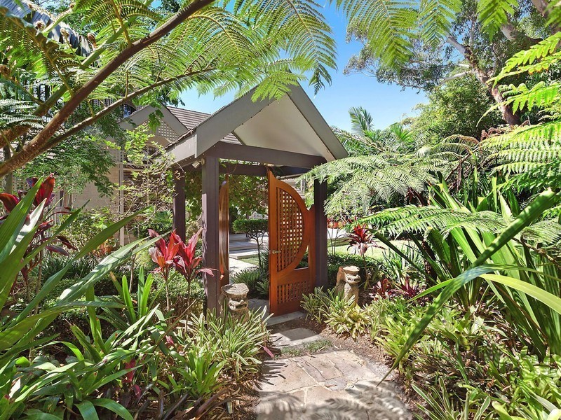 36 Lakeside Drive, Macmasters Beach NSW 2251