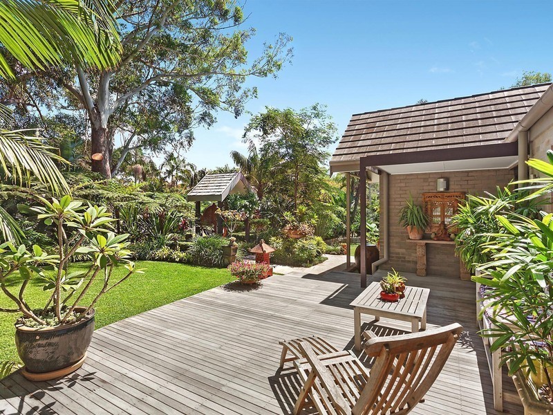 36 Lakeside Drive, Macmasters Beach NSW 2251