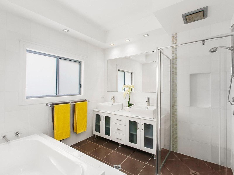 14 Tall Timbers Road, Wamberal NSW 2260