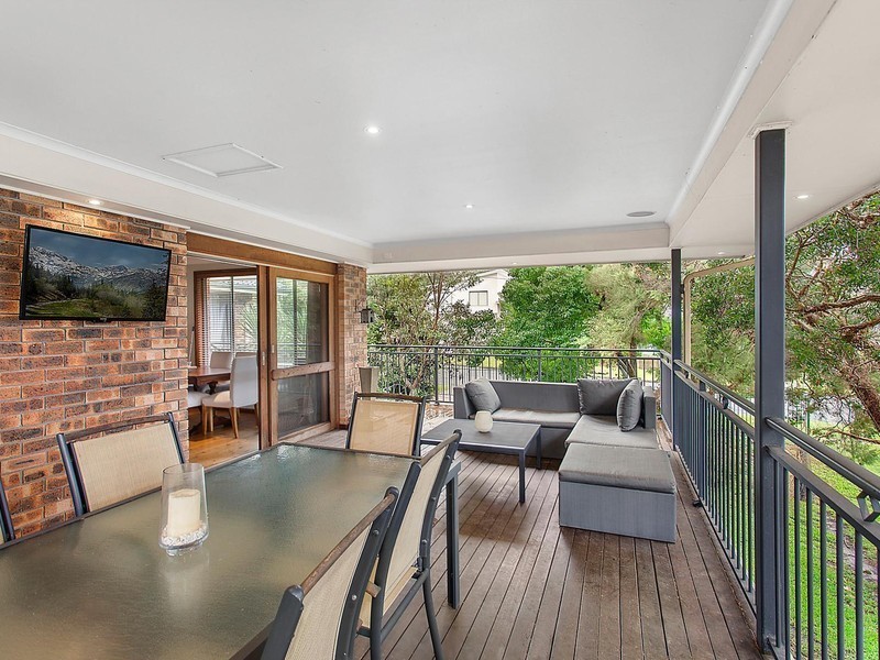 18 Raymond Terrace, Terrigal NSW 2260